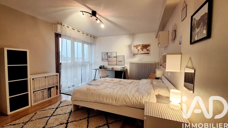 Appartement - 125 m² - 6 pièces