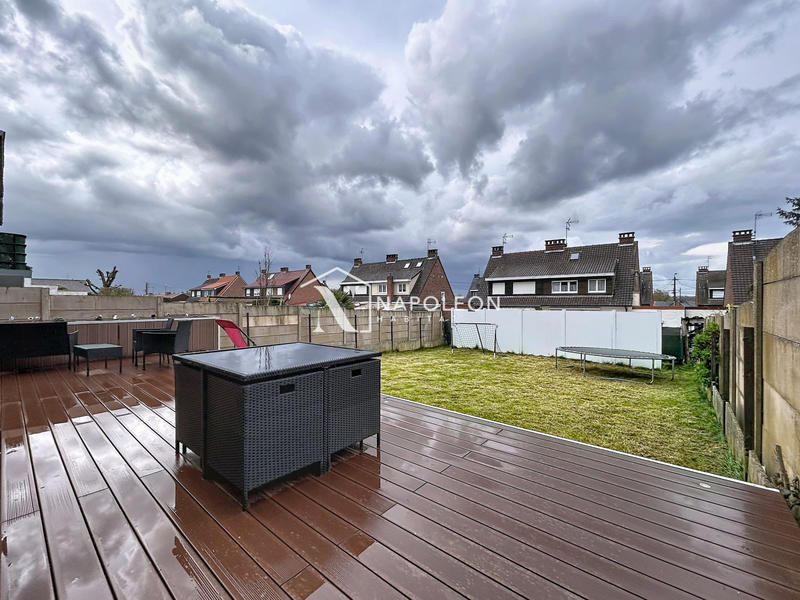 Maison - 80 m² - 5 pièces