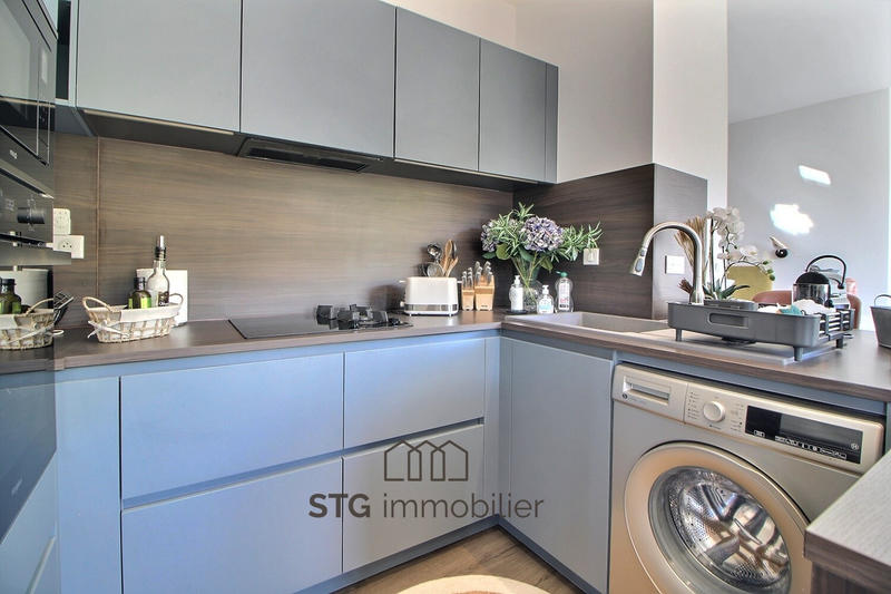 Maison - 185 m² - 5 pièces