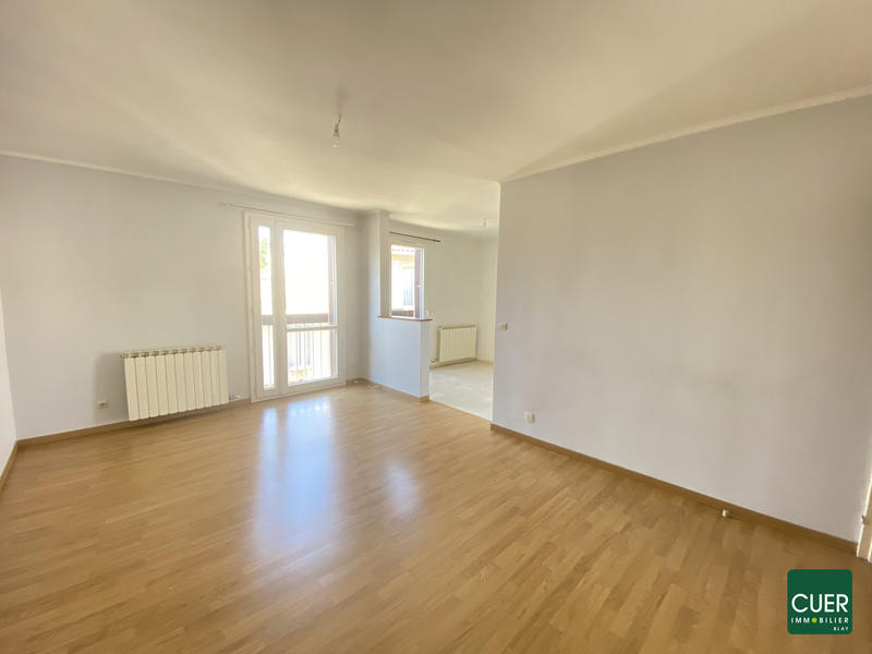 Appartement - 77 m² - 3 pièces