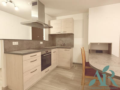 Appartement - 70 m² - 2 pièces