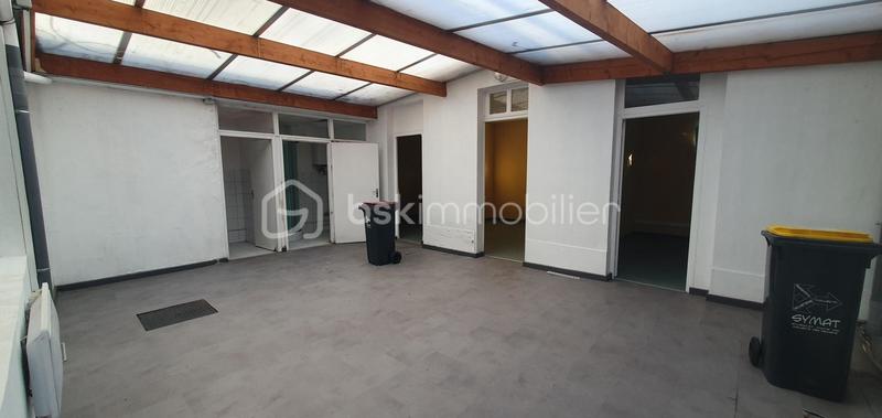 Bureau - 225 m² - 7 pièces