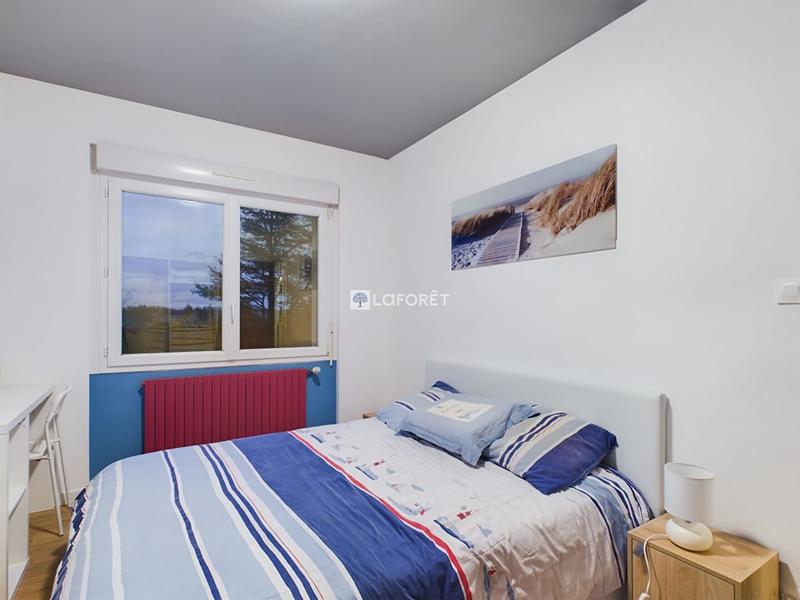 Maison traditionnelle - 175 m² - 8 pièces