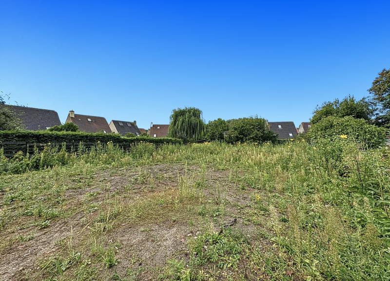 Terrain - 800 m²