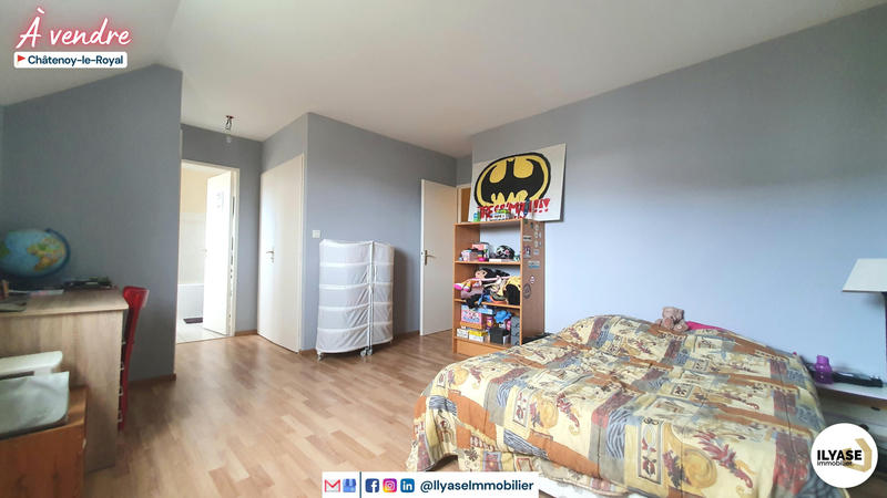 Duplex - 133 m² - 5 pièces