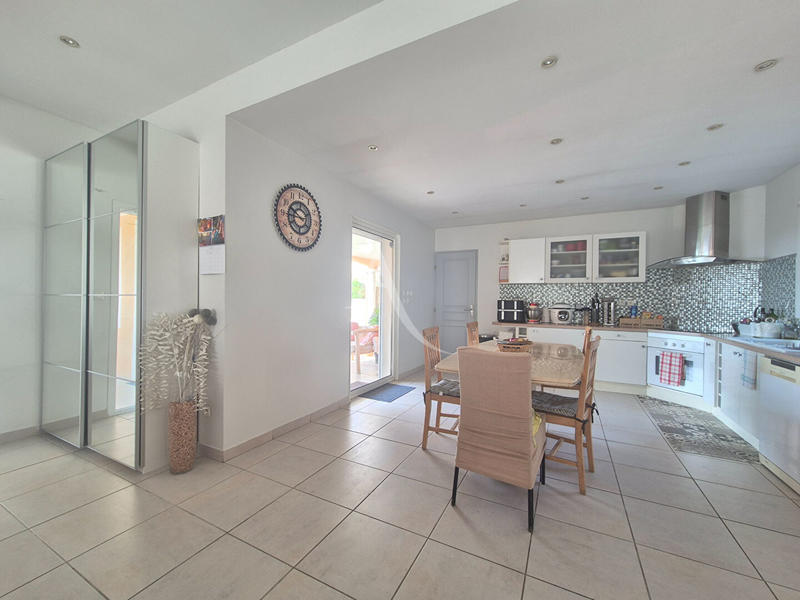 Maison - 80 m² - 3 pièces