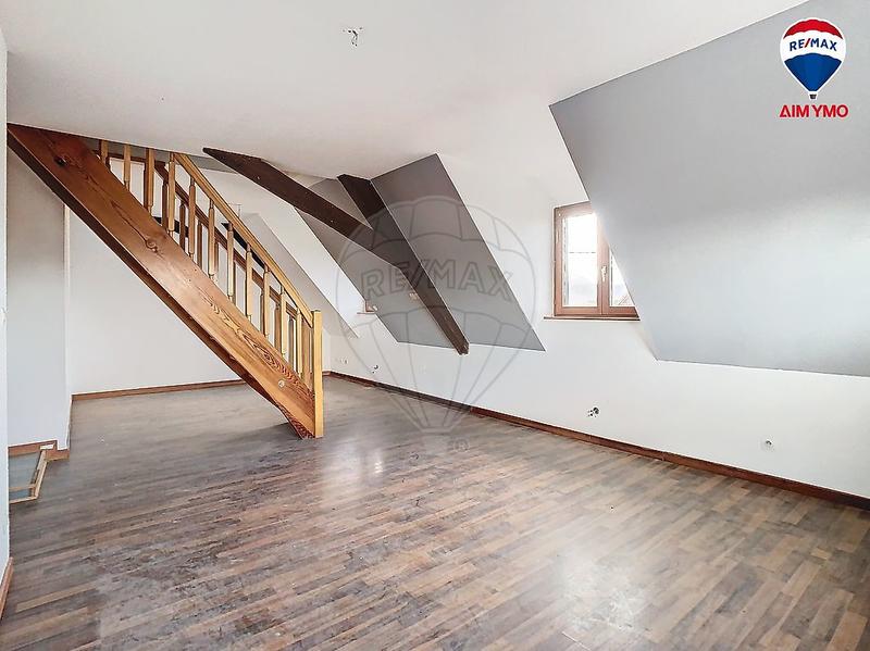 Duplex - 97 m² - 5 pièces