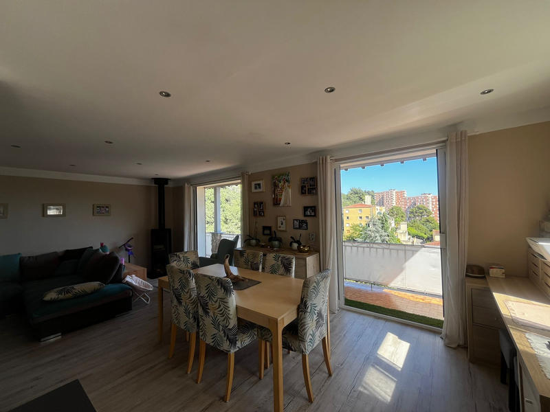 Maison - 156 m² - 6 pièces