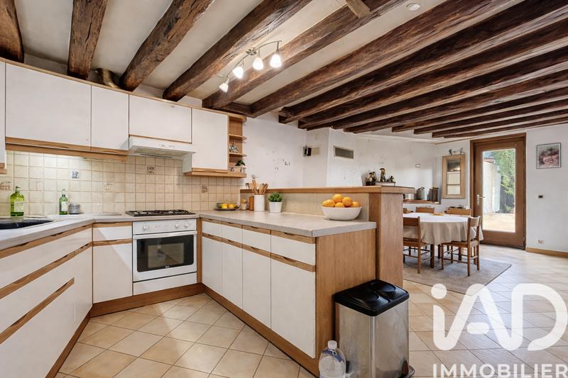 Maison - 138 m² - 8 pièces