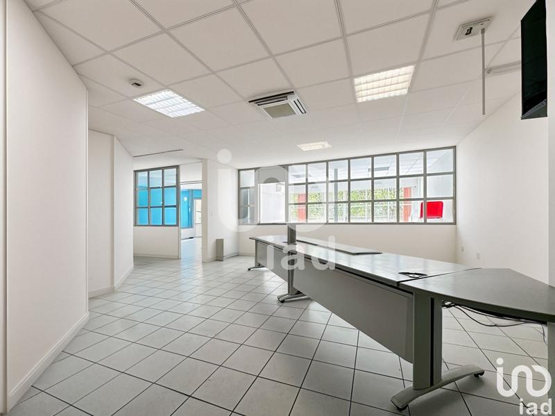 Local commercial - 296 m² - 5 pièces