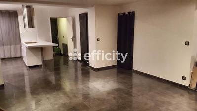 Immeuble - 182 m² - 8 pièces