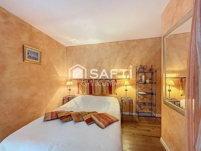 Maison - 200 m² - 7 pièces