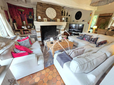 Maison - 148 m² - 8 pièces