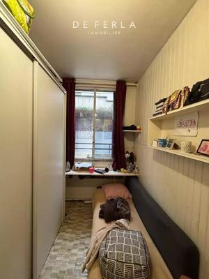 Studio - 9 m² - 1 pièce