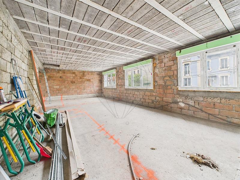 Cave / Box - 100 m²