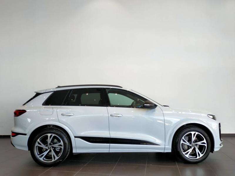 Audi q6 e-tron 306 ch 100 kWh performance s line