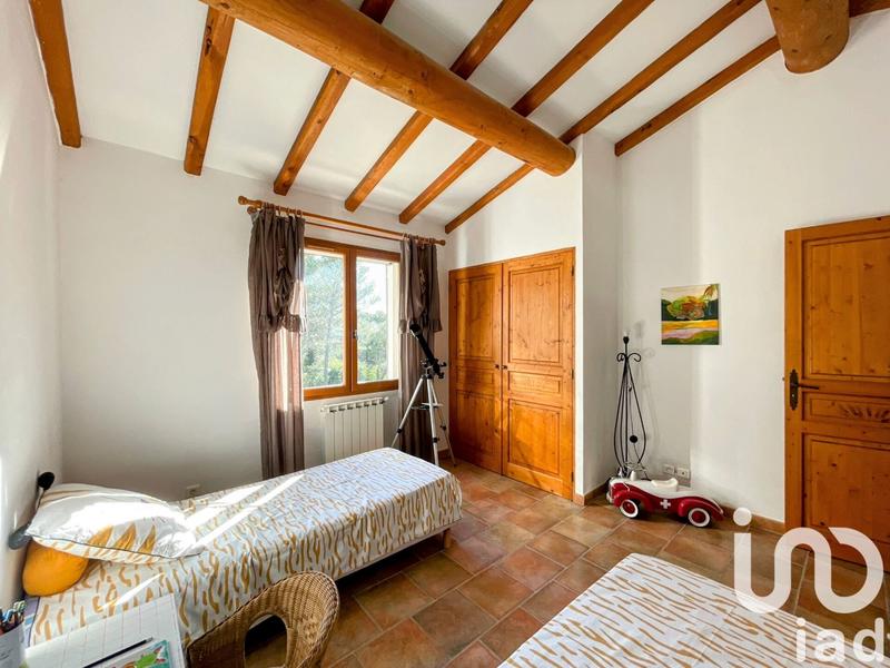 Maison - 255 m² - 10 pièces