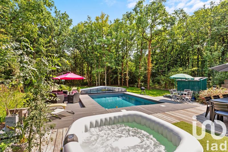 Maison - 190 m² - 7 pièces