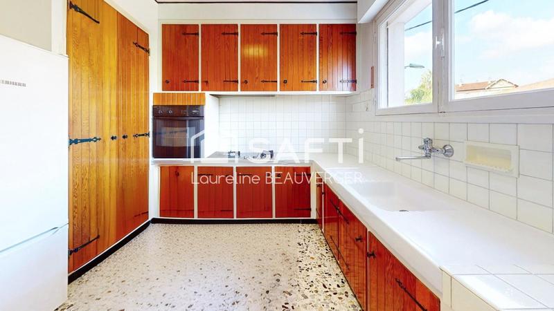 Villa - 163 m² - 6 pièces