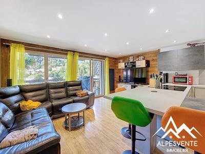 Appartement - 81 m² - 4 pièces