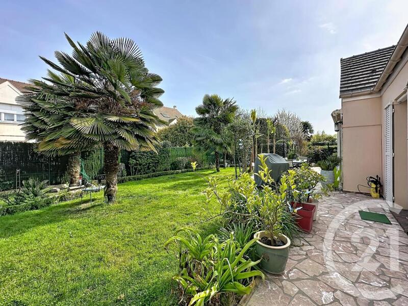 Maison - 170 m² - 6 pièces