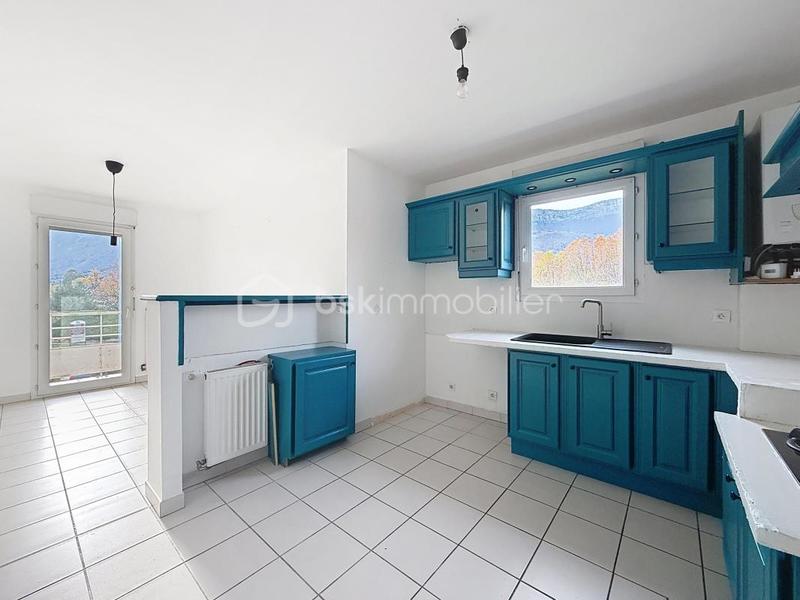 Appartement - 86 m² - 4 pièces