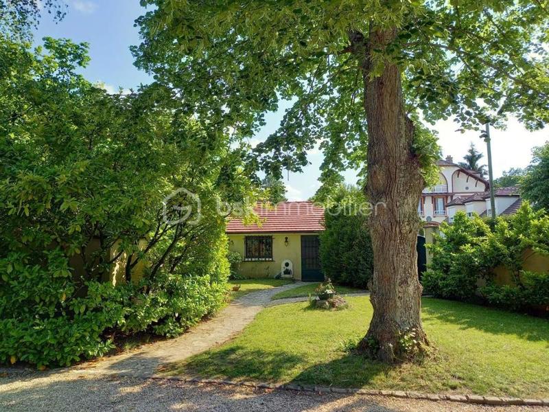 Maison - 150 m² - 7 pièces