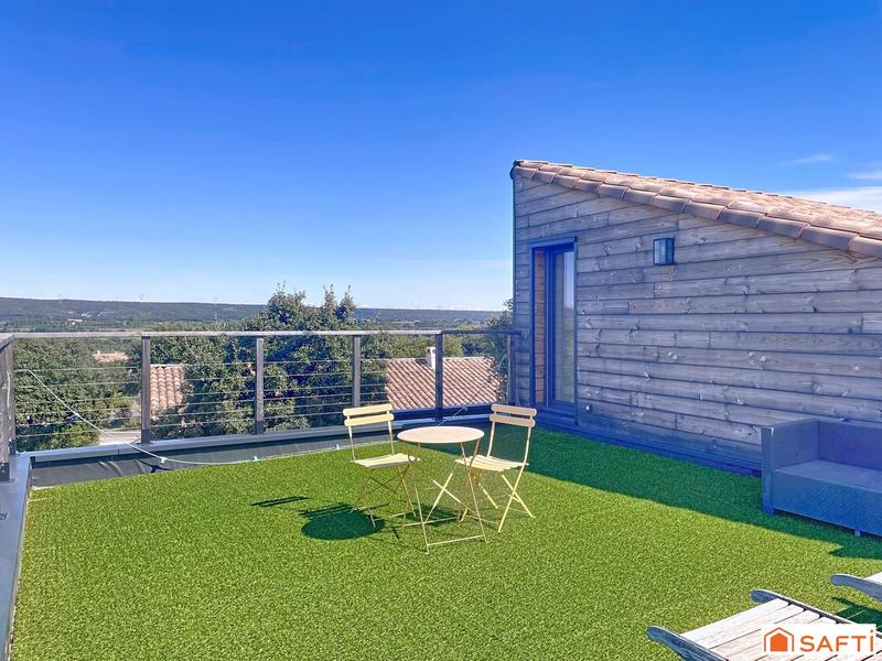 Maison - 115 m² - 4 pièces