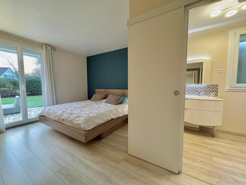 Maison - 213 m² - 7 pièces