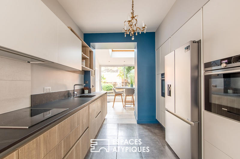 Maison - 201 m² - 9 pièces