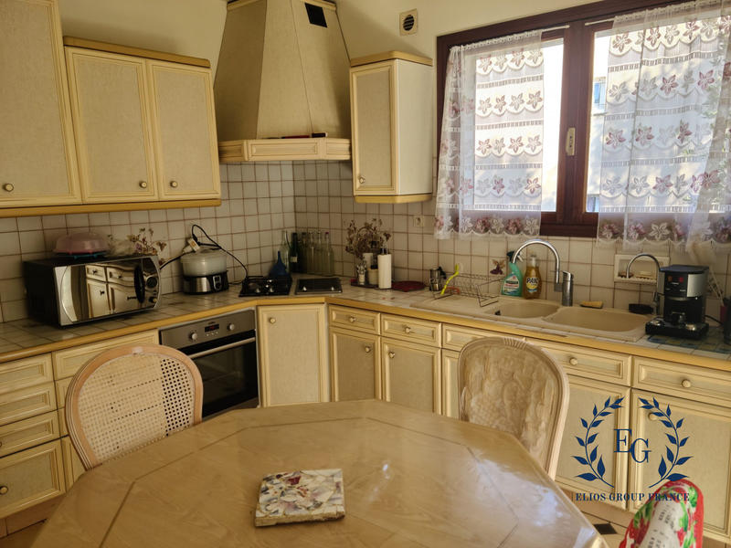 Maison - 175 m² - 7 pièces