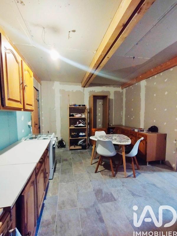 Maison - 285 m² - 5 pièces