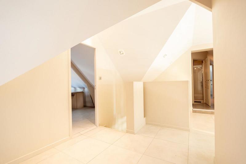 Maison - 147 m² - 6 pièces