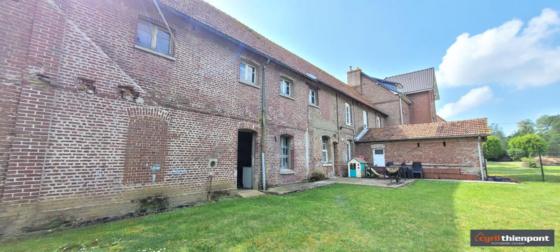 Maison - 310 m² - 11 pièces