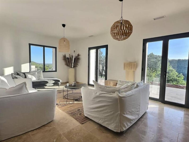 Maison - 125 m² - 4 pièces