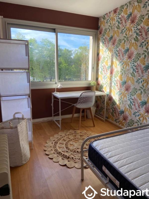 Chambre - 9 m² - 1 pièce