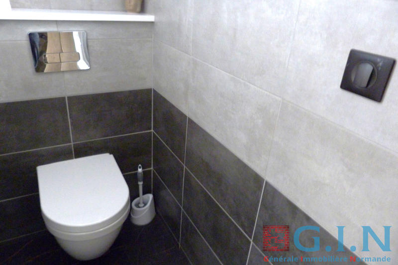 Maison - 163 m² - 7 pièces