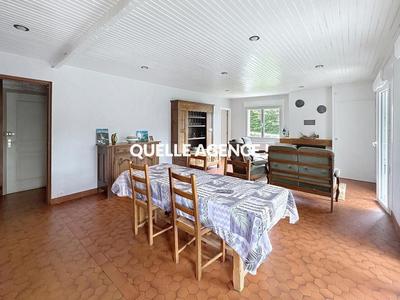 Maison en pierre - 137 m² - 7 pièces