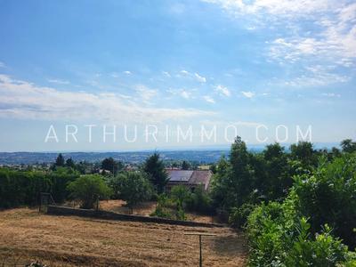 Maison - 98 m² - 4 pièces