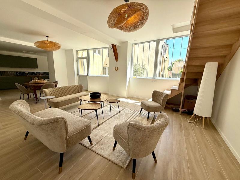 Maison ancienne - 177 m² - 8 pièces