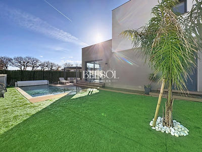 Villa - 140 m² - 5 pièces