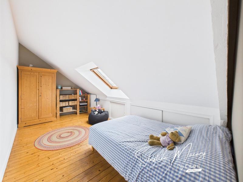 Maison - 140 m² - 7 pièces