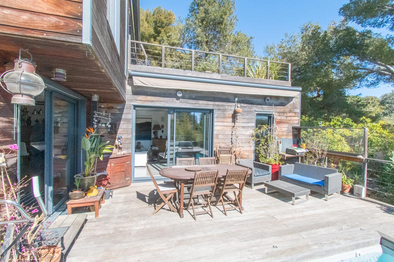 Maison - 100 m² - 4 pièces