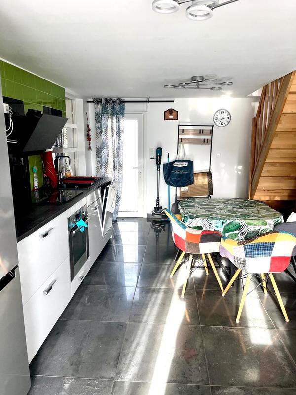 Maison - 176 m² - 7 pièces