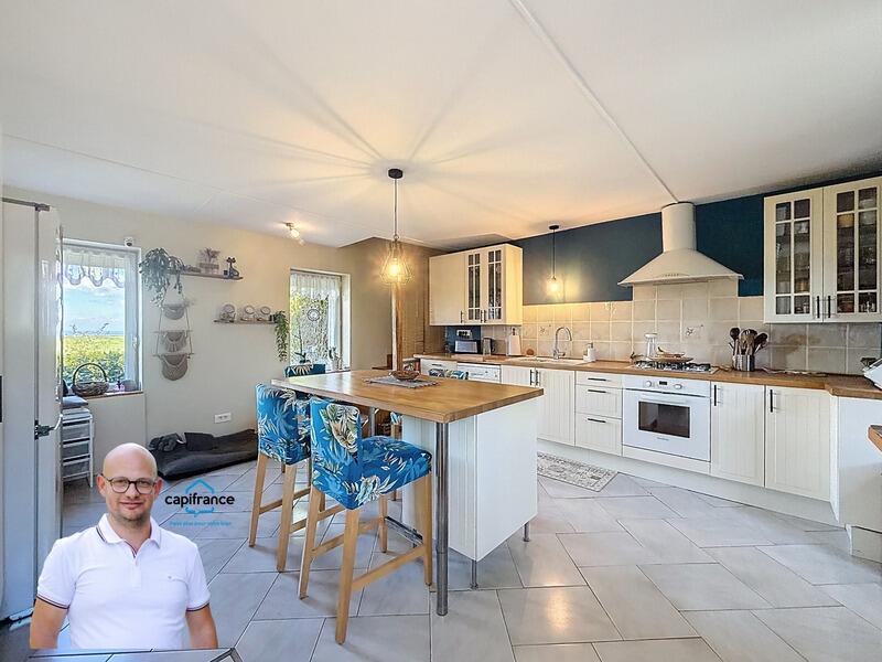 Maison - 137 m² - 6 pièces