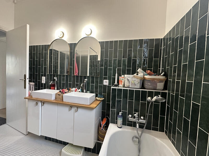 Appartement - 159 m² - 6 pièces