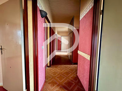 Appartement - 99 m² - 5 pièces