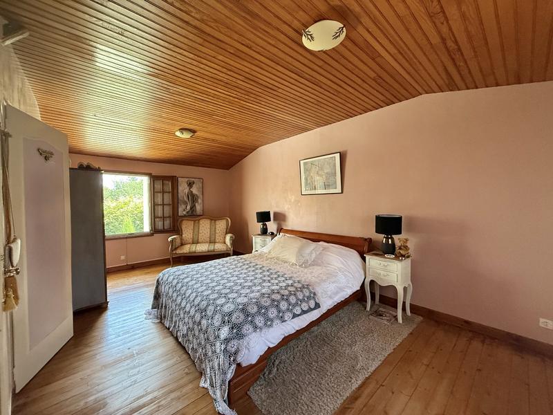 Maison - 174 m² - 7 pièces