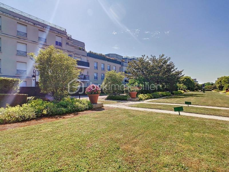 Appartement - 75 m² - 4 pièces