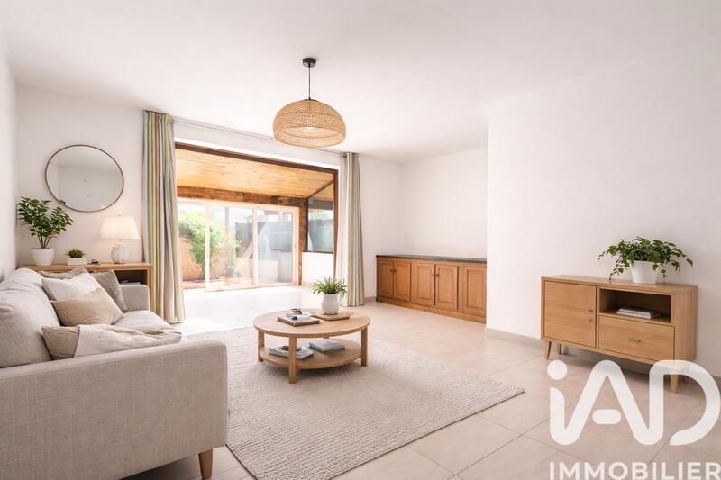 Maison - 110 m² - 4 pièces